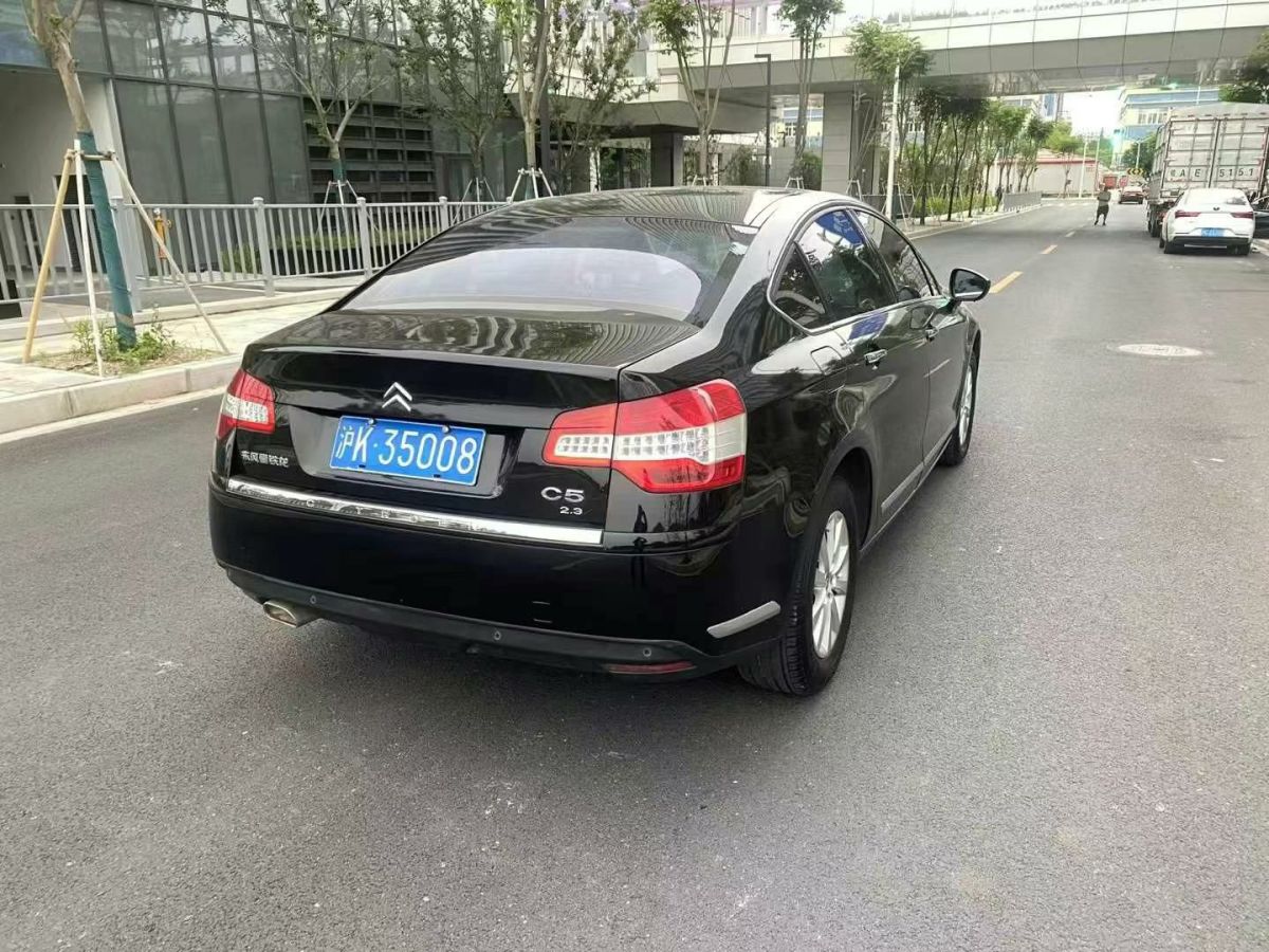 雪鐵龍 C5  2011款 2.0 東方之旅舒適型帶天窗圖片