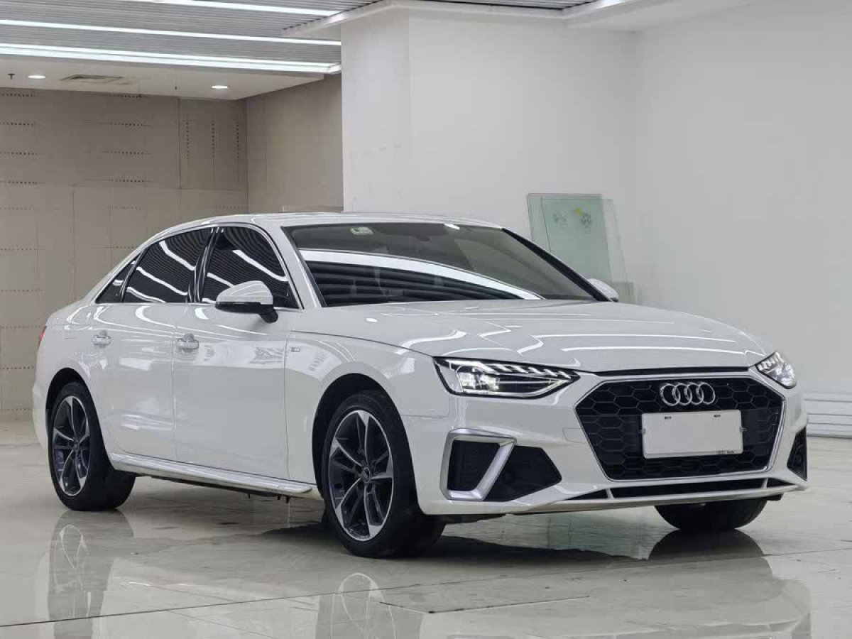 奧迪 奧迪A4L  2022款 40 TFSI 時尚動感型圖片