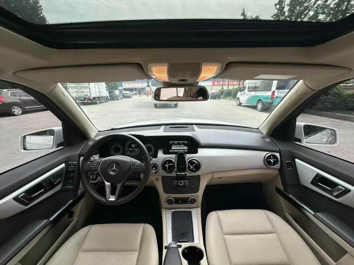 奔馳 奔馳GLK級  2013款 改款 GLK 300 4MATIC 豪華型圖片