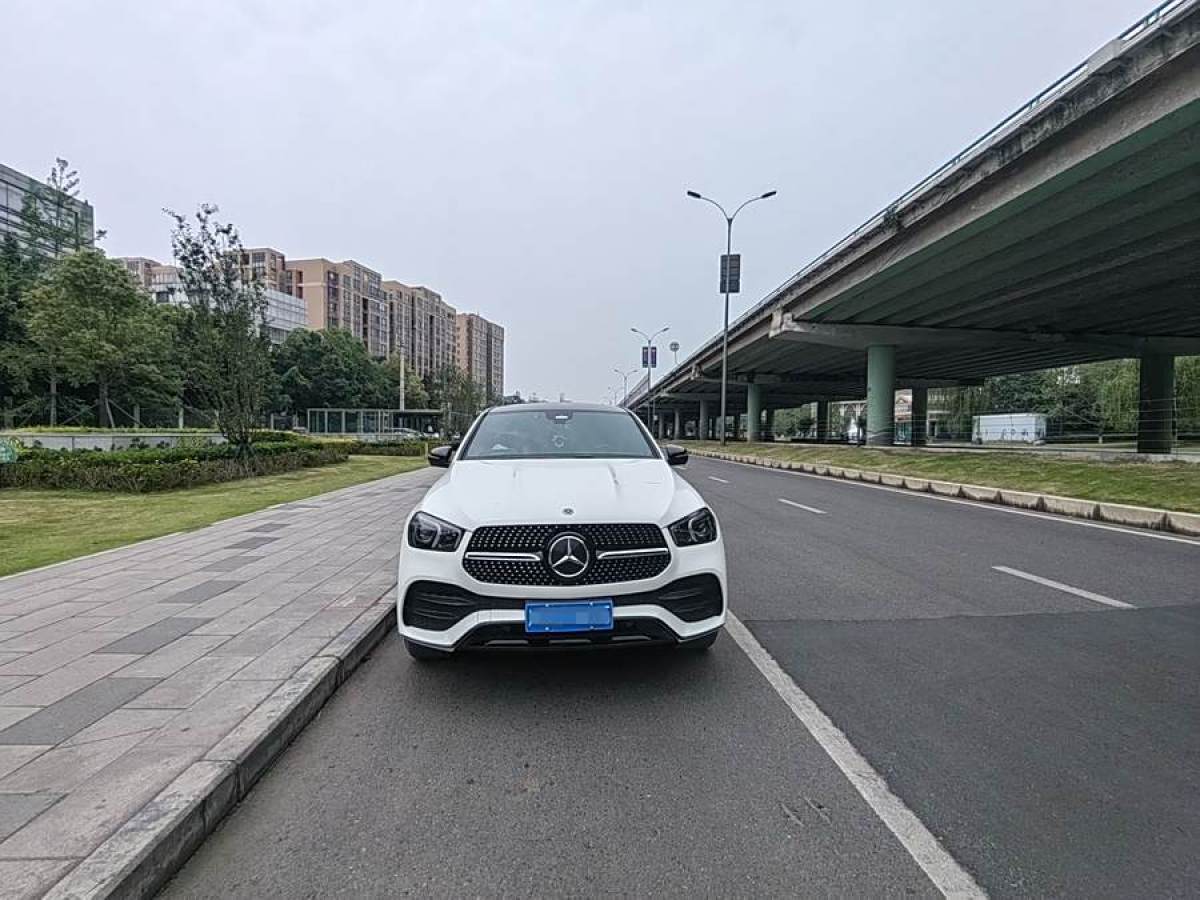 奔馳 奔馳GLE轎跑  2020款 GLE 350 4MATIC 轎跑SUV 時尚型圖片