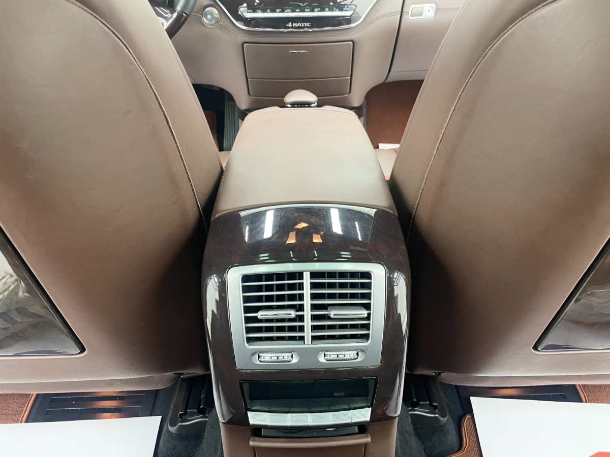 奔馳 奔馳S級  2012款 S 500 L 4MATIC Grand Edition圖片