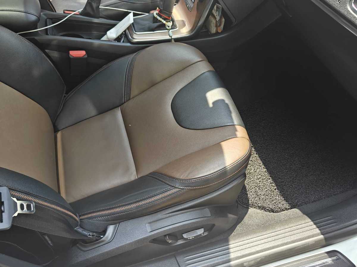 沃爾沃 V40  2014款 Cross Country T5 AWD 智雅版圖片