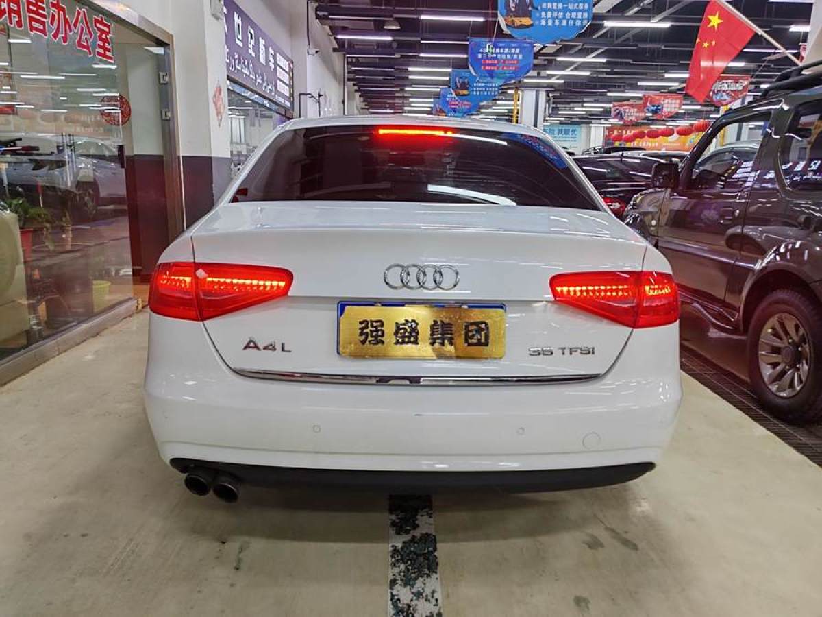 奧迪 奧迪A4L  2016款 35 TFSI 典藏版 自動標準型圖片