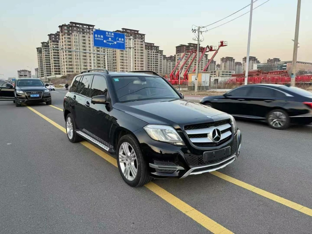 奔馳 奔馳GLK級(jí)  2013款 GLK 300 4MATIC 動(dòng)感型圖片