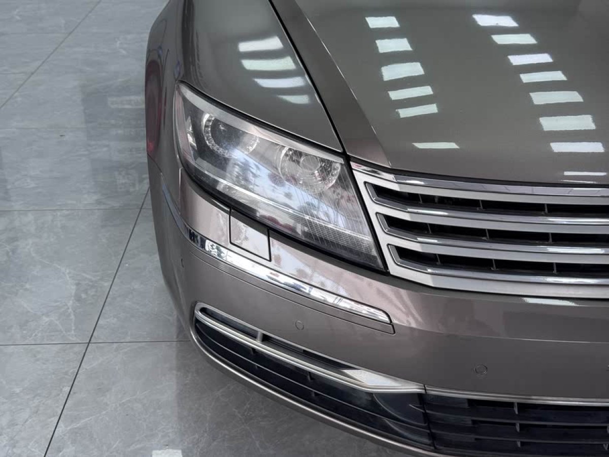 大眾 輝騰  2011款 3.6L V6 5座加長舒適版圖片