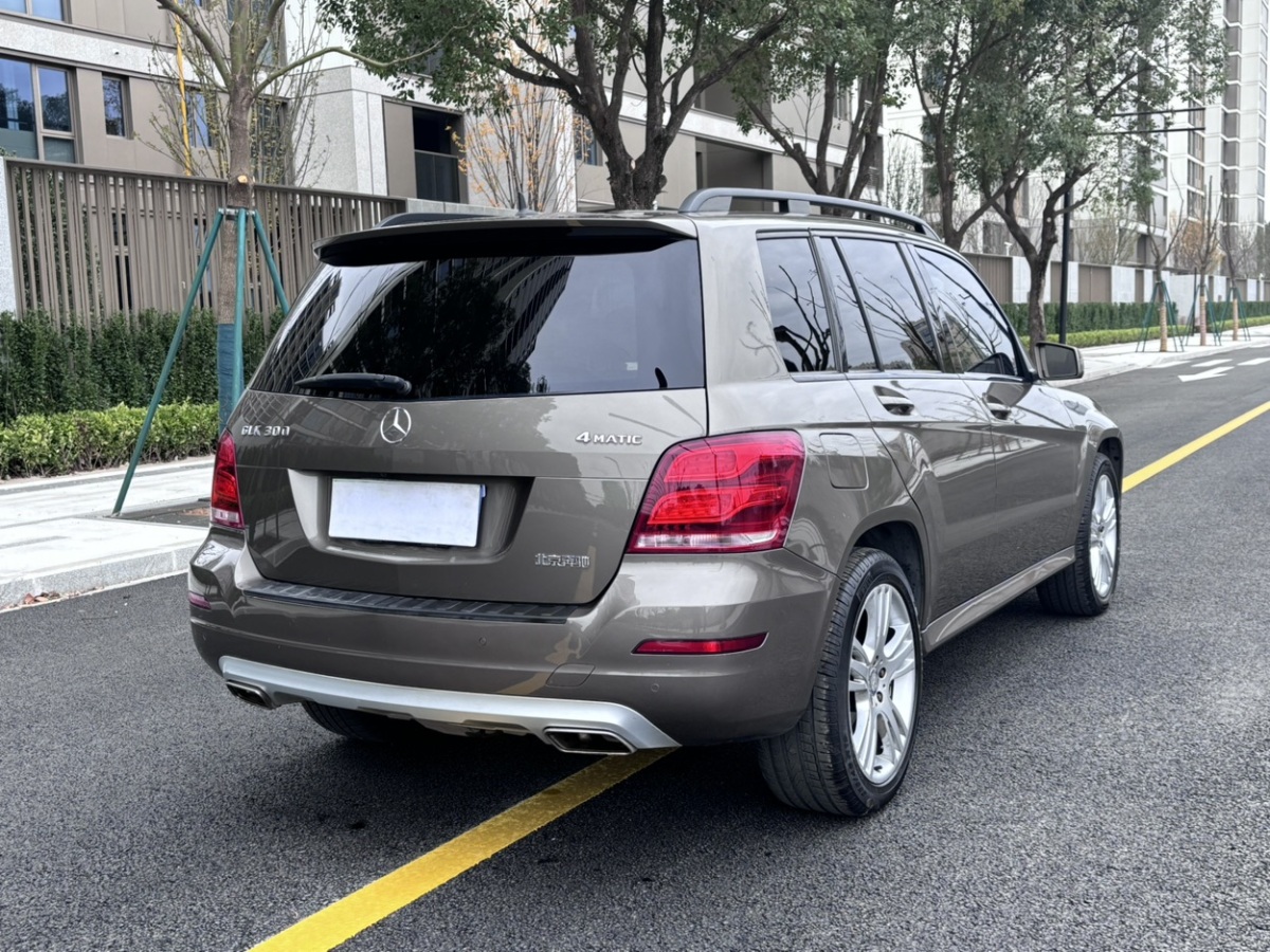 奔馳 奔馳GLK級  2013款 改款 GLK 300 4MATIC 時尚型圖片