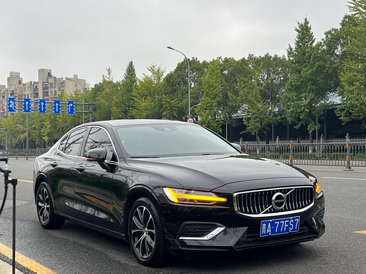 沃爾沃 S60L  2021款 T4 智逸豪華版圖片