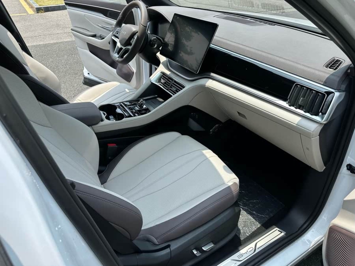 比亞迪 宋PLUS新能源  2025款 EV 605km 旗艦型圖片