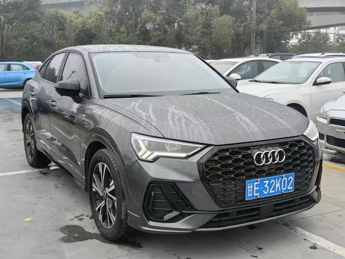 奧迪 奧迪Q3  2022款 40 TFSI 時尚動感型圖片