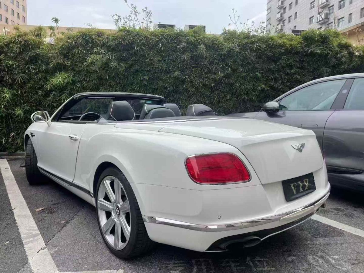 賓利 歐陸  2017款 4.0T GT V8 敞篷版圖片