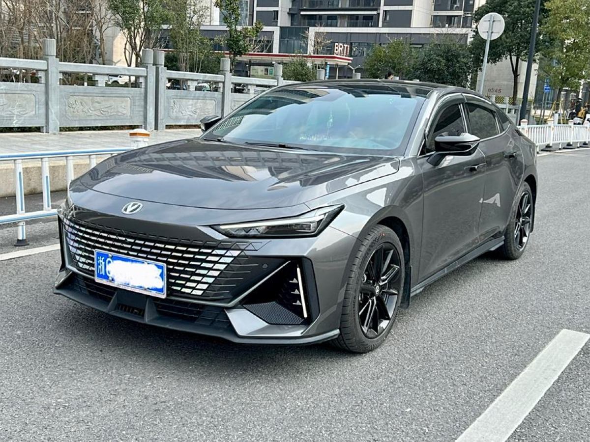 長(zhǎng)安 長(zhǎng)安UNI-V  2024款 1.5T 智慧領(lǐng)航型圖片