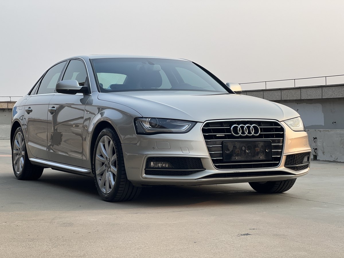奧迪 奧迪A4L  2016款 45 TFSI quattro運(yùn)動(dòng)型圖片