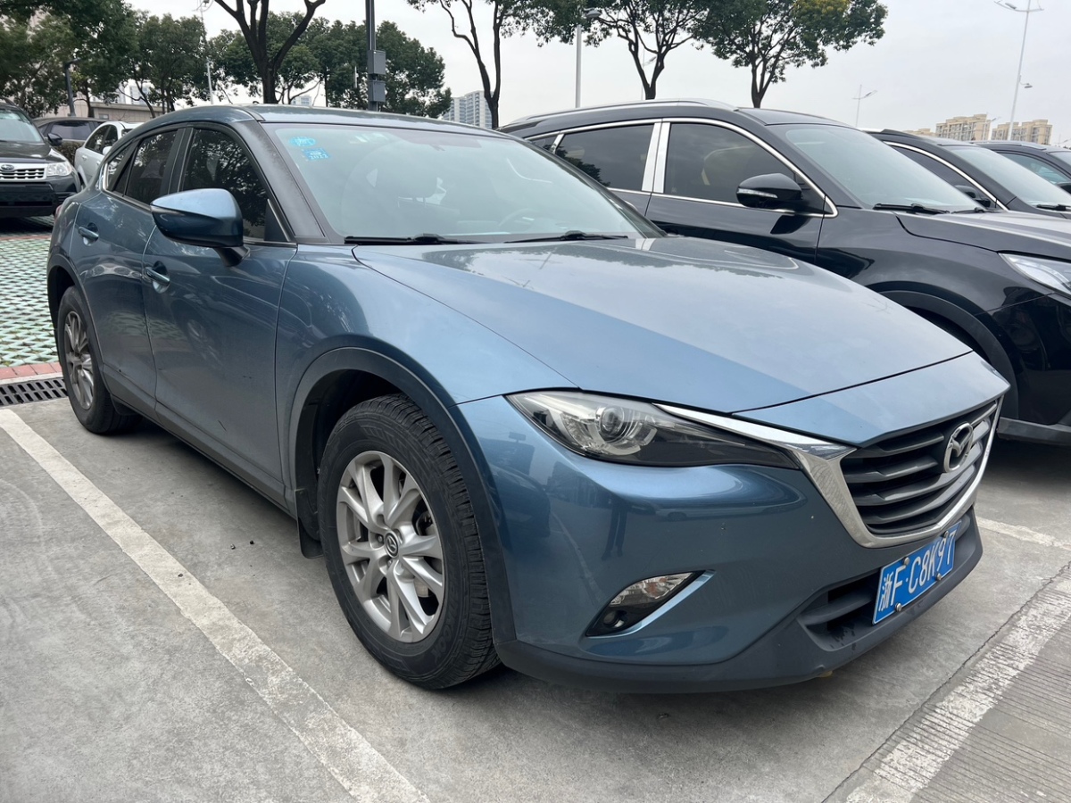 馬自達(dá) CX-4  2018款 2.0L 自動兩驅(qū)藍(lán)天品位科技限量版圖片