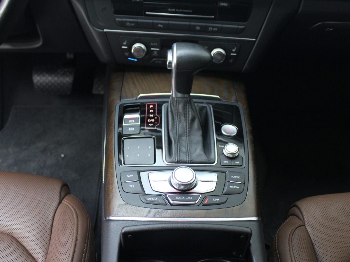 奥迪 奥迪A6L  2014款 50 TFSI quattro 豪华型图片