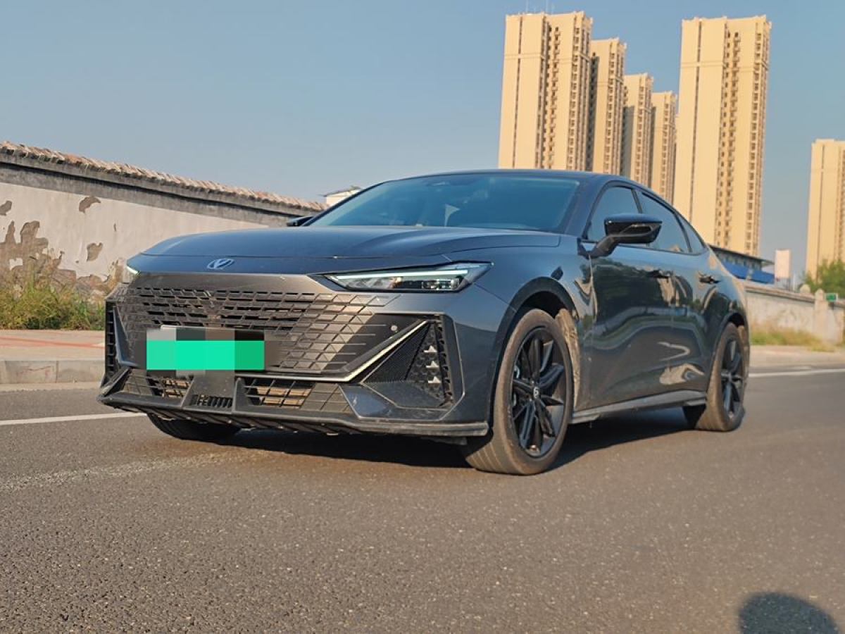 2023年3月長(zhǎng)安 長(zhǎng)安UNI-V 智電iDD  2023款 智電iDD 1.5T 113km智酷型