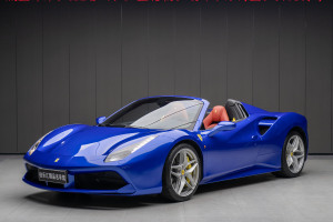 488 法拉利 488 Spider