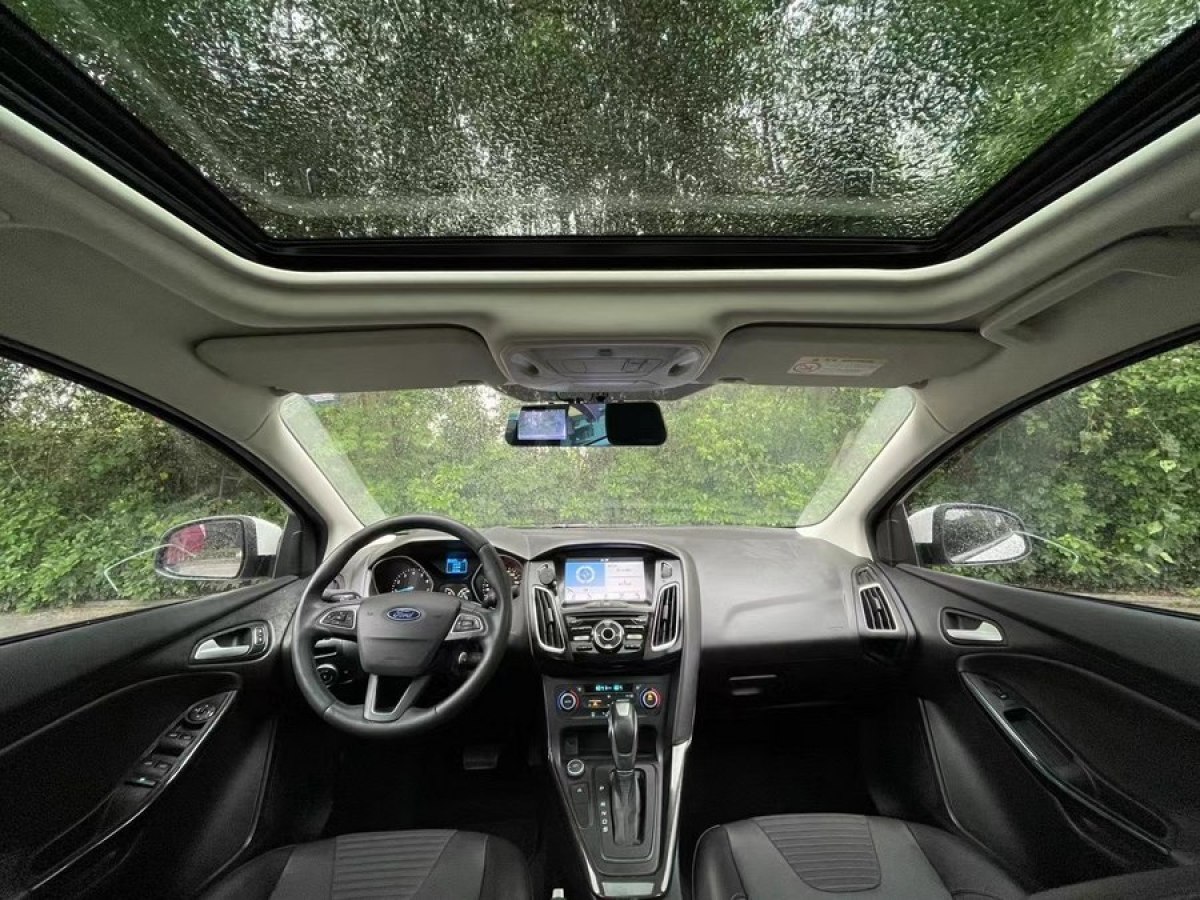 福特 福克斯  2017款 三厢 EcoBoost 125 自动超能风尚型智行版图片