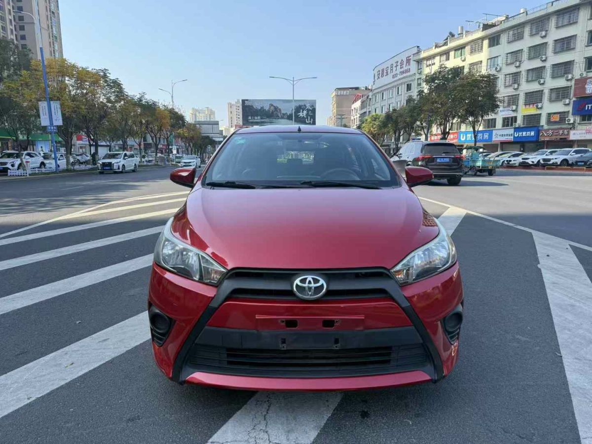 豐田 雅力士  2014款 YARiS L 致炫 1.3 靈動版圖片