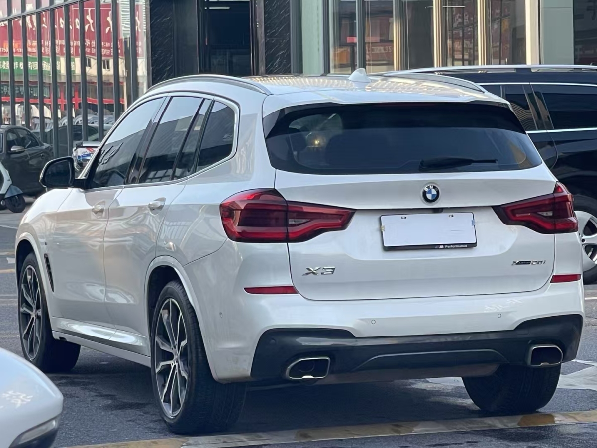 寶馬 寶馬X3  2020款 xDrive30i 領(lǐng)先型 M運(yùn)動套裝圖片