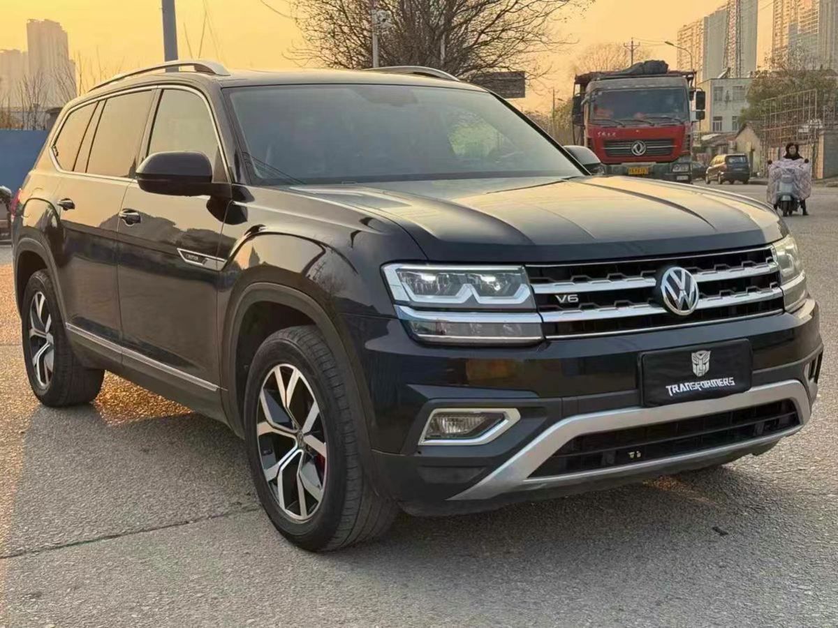 大眾 輝昂  2018款 380TSI 兩驅(qū)豪華版圖片