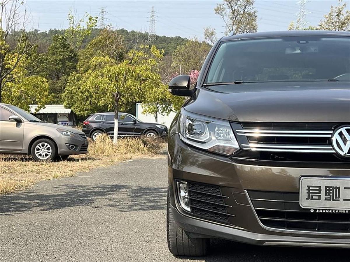 2015年5月大眾 途觀  2015款 1.8TSI 自動四驅(qū)豪華型