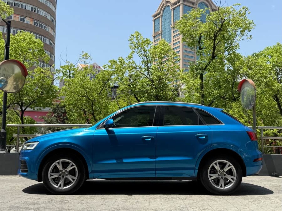 奧迪 奧迪Q3  2018款 30周年年型 30 TFSI 時尚型圖片