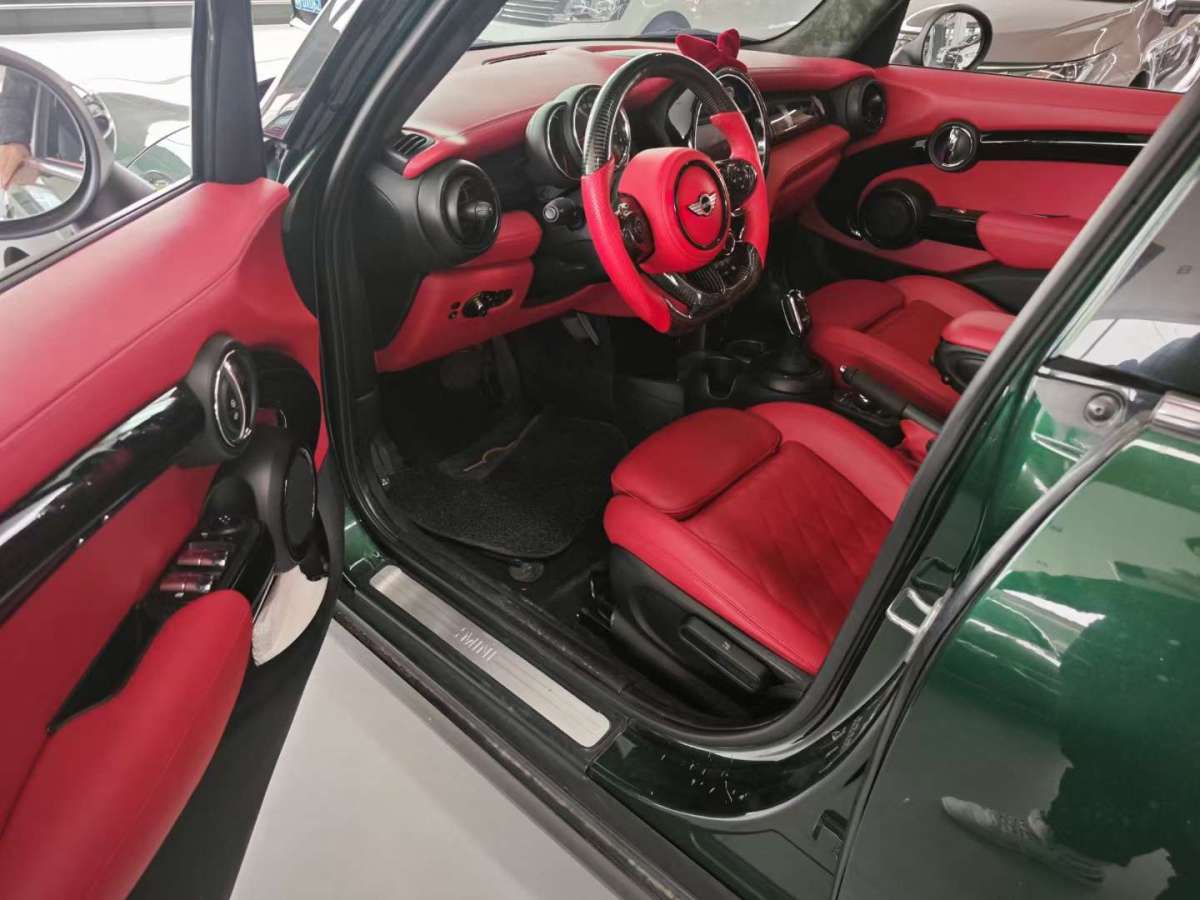 MINI MINI  2019款 1.5T COOPER 經(jīng)典派 五門版圖片