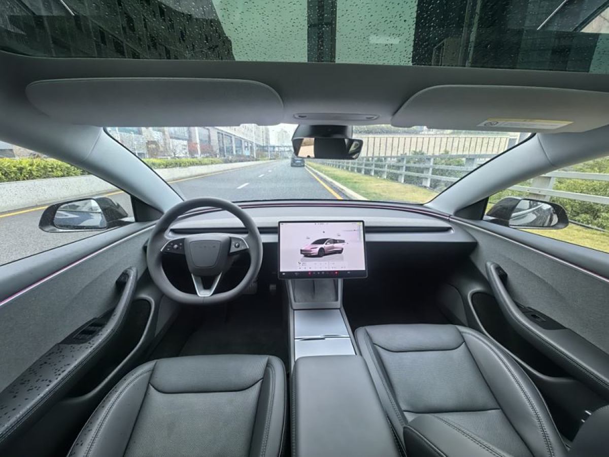 特斯拉 Model Y  2023款 后輪驅(qū)動(dòng)版圖片