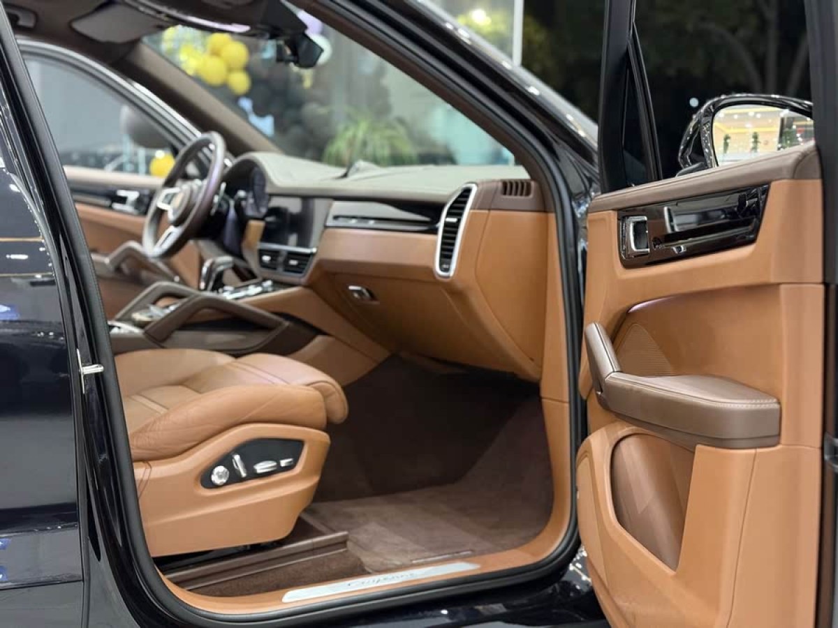 保時(shí)捷 Cayenne  2019款 Cayenne 3.0T圖片