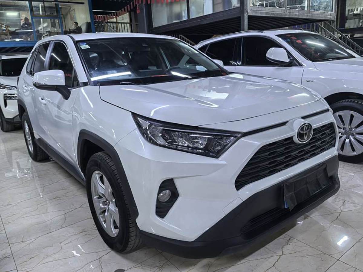 豐田 RAV4榮放  2021款 2.0L CVT兩驅(qū)都市版圖片