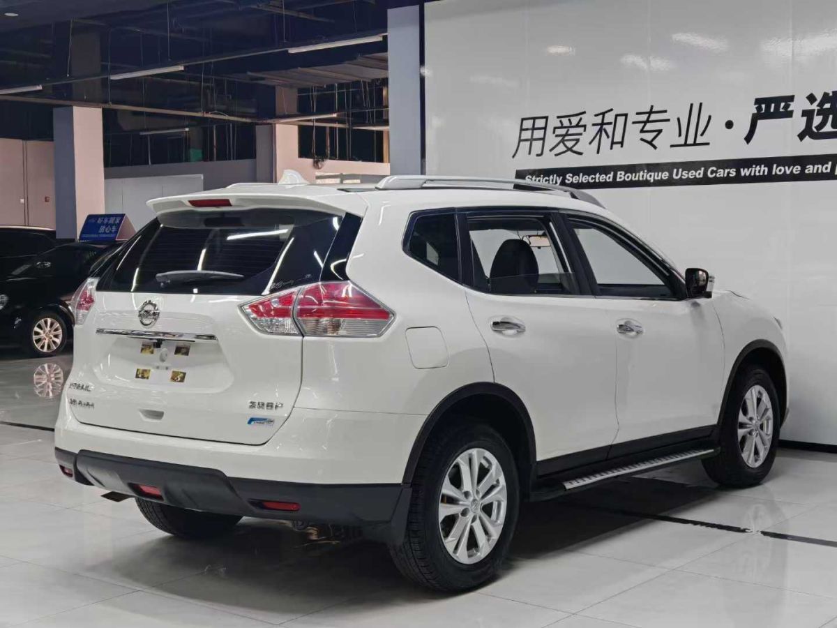 日產(chǎn) 奇駿  2015款 2.0L CVT舒適MAX版 2WD圖片