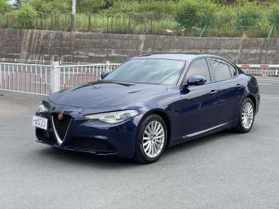 2018年1月 阿尔法·罗密欧 Giulia 2.0T 200HP 精英版图片