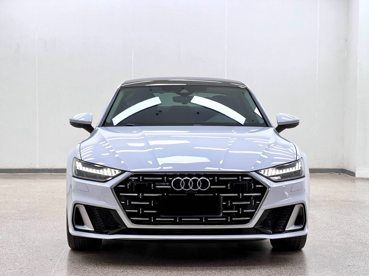 奧迪 奧迪A7L  2022款 45 TFSI quattro S-line 圣騎士圖片