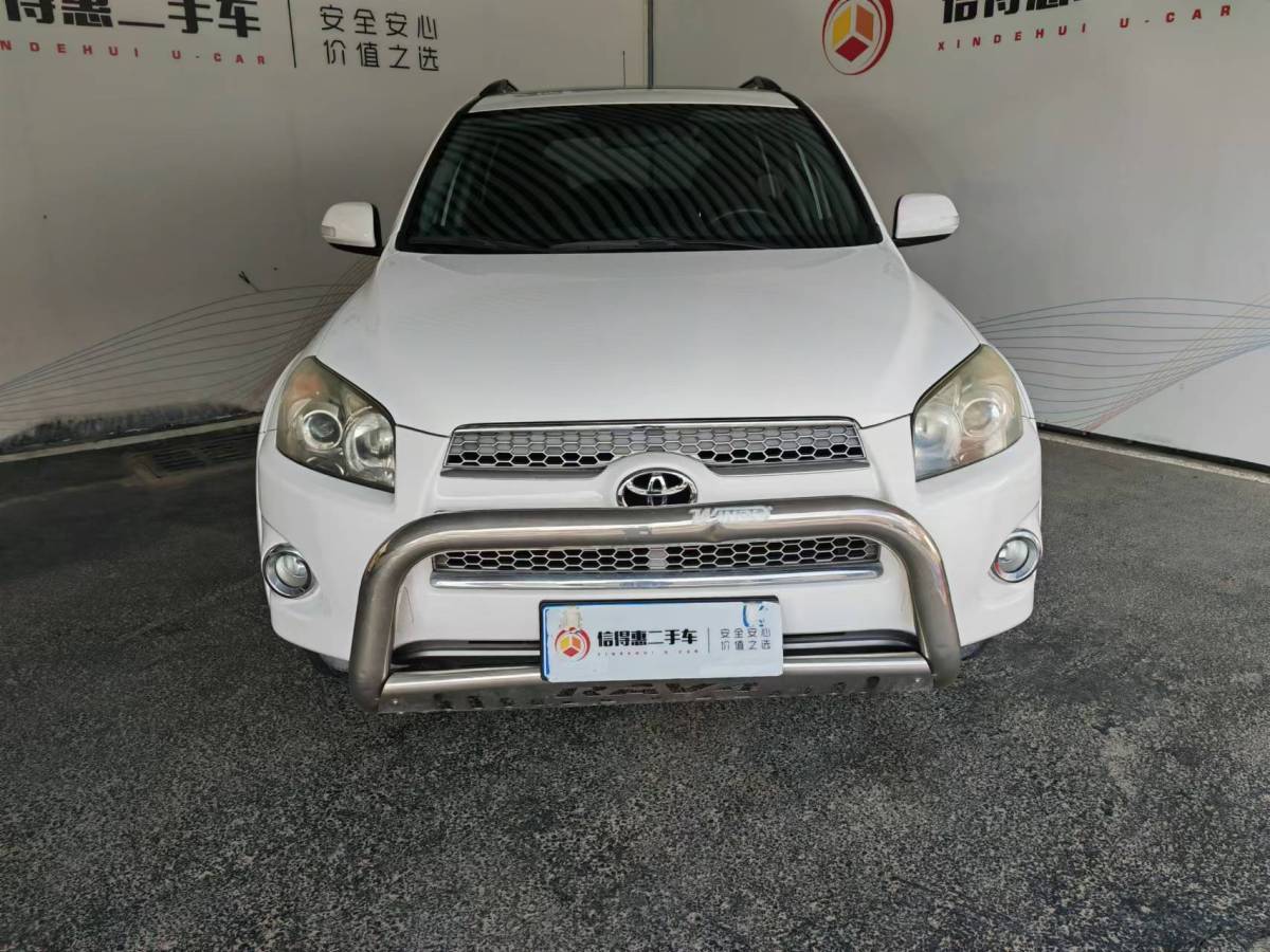 2013年5月豐田 RAV4  2011款 2.0L 豪華版