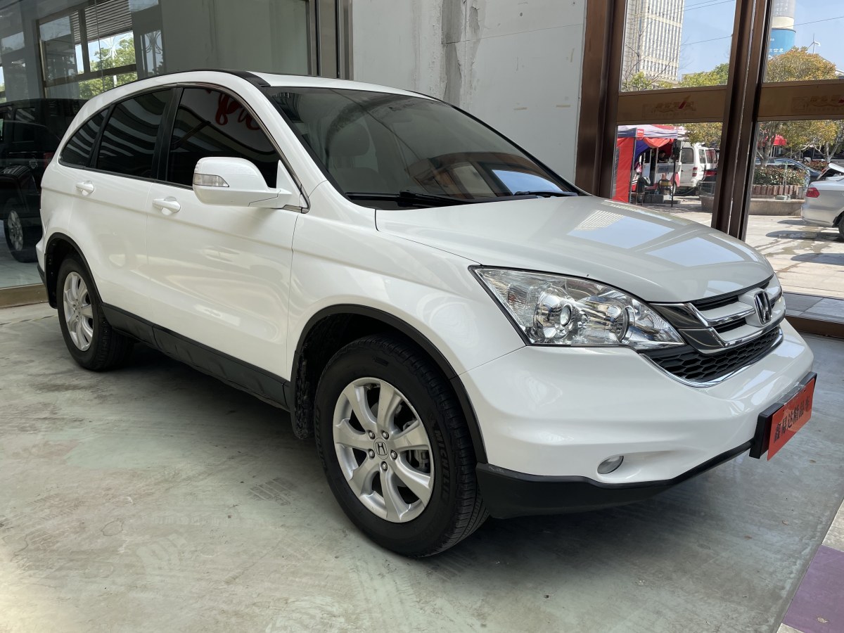 2011年4月本田 CR-V  2010款 2.0L 自動(dòng)四驅(qū)經(jīng)典版