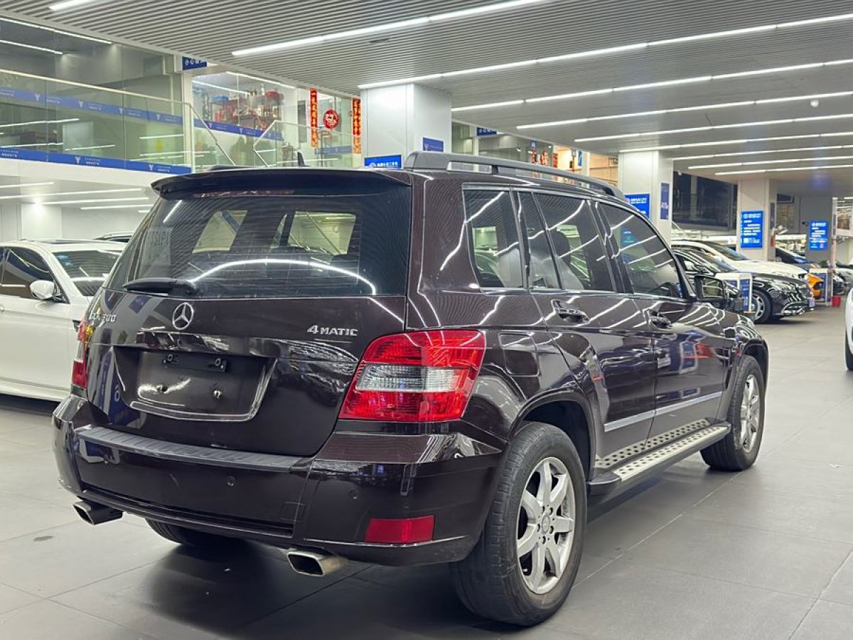 奔馳 奔馳GLK級(jí)  2011款 GLK 300 4MATIC 動(dòng)感型圖片