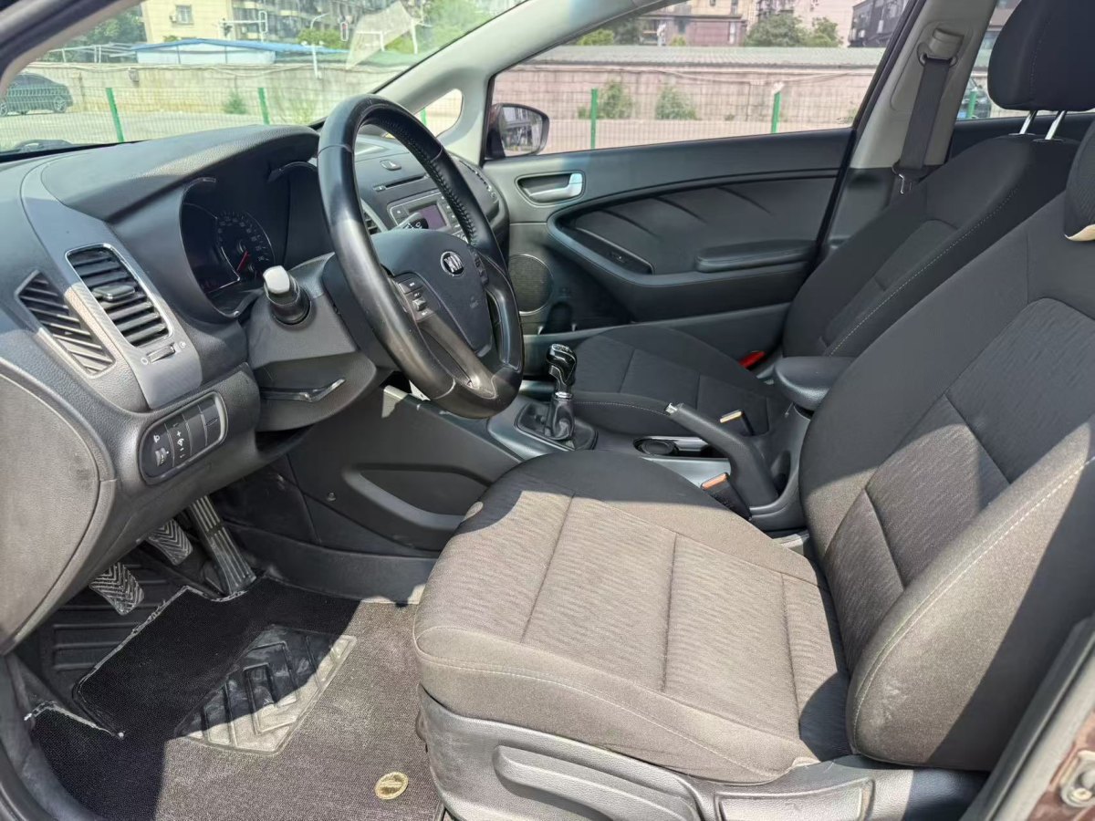起亞 K3  2013款 1.6L 手動(dòng)GLS圖片