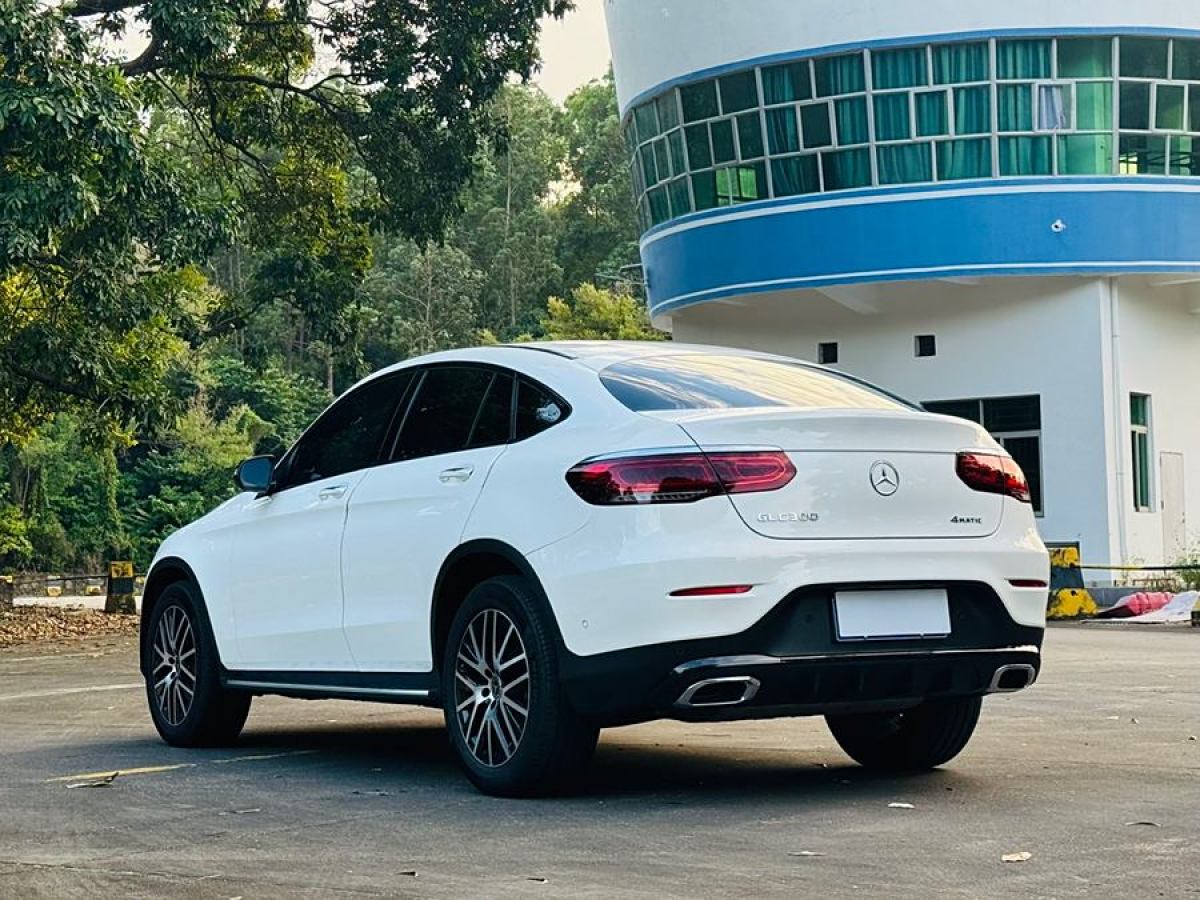 奔馳 奔馳GLC  2023款 GLC 300 4MATIC 轎跑SUV圖片