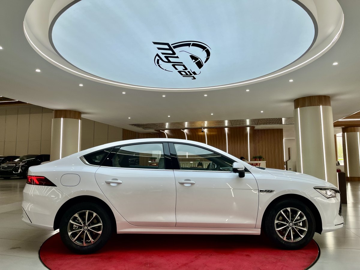 比亞迪 秦PLUS  2024款 榮耀版 DM-i 55KM領先型圖片