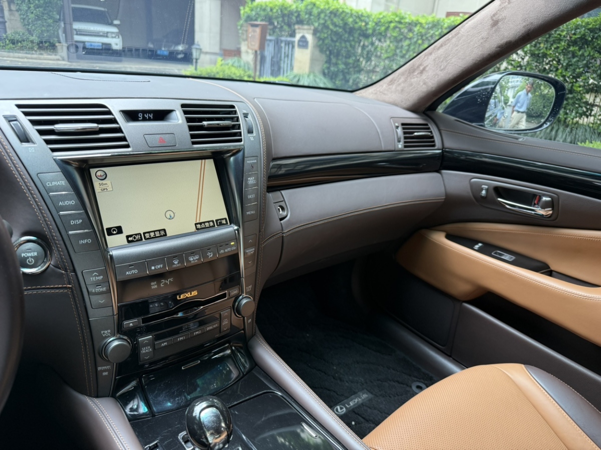 雷克薩斯 LS  2007款 600hL 尊貴版圖片