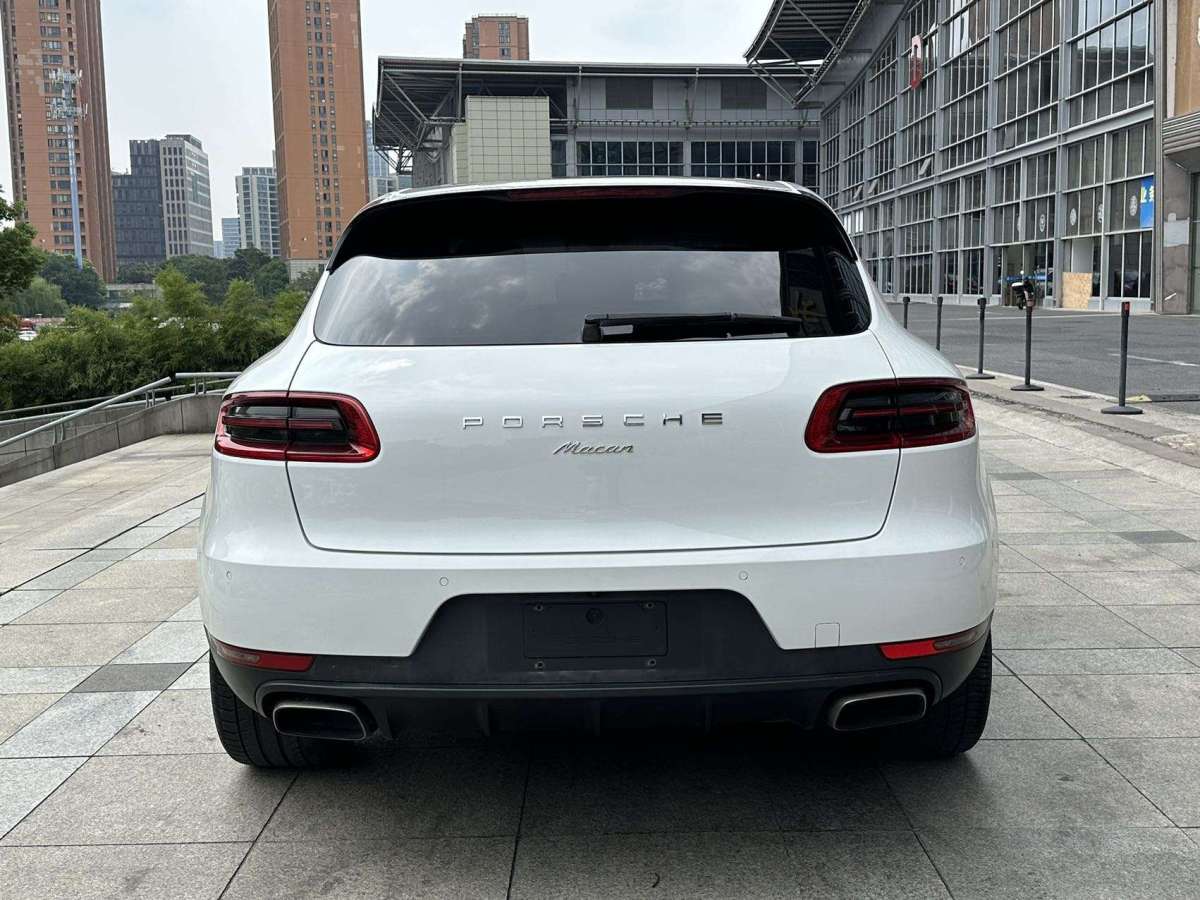 保時(shí)捷 Macan  2014款 Macan 2.0T圖片