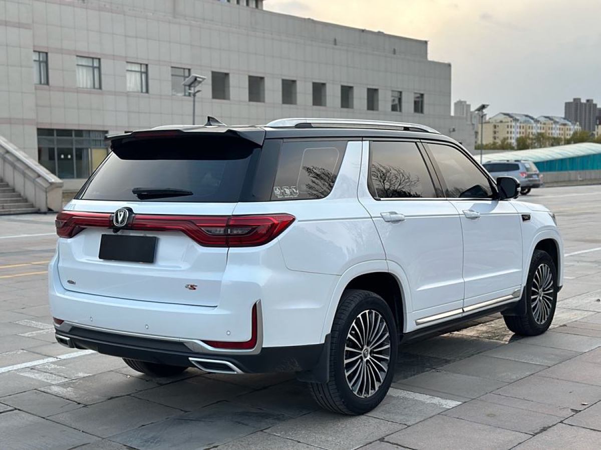 長(zhǎng)安 CS95  2019款 2.0T 四驅(qū)豪華型圖片