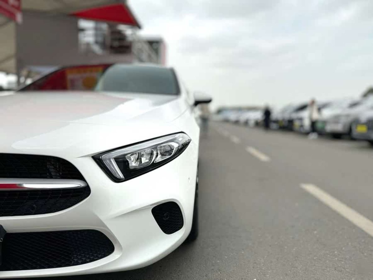 奔馳 奔馳A級  2019款 A 200 時尚型圖片