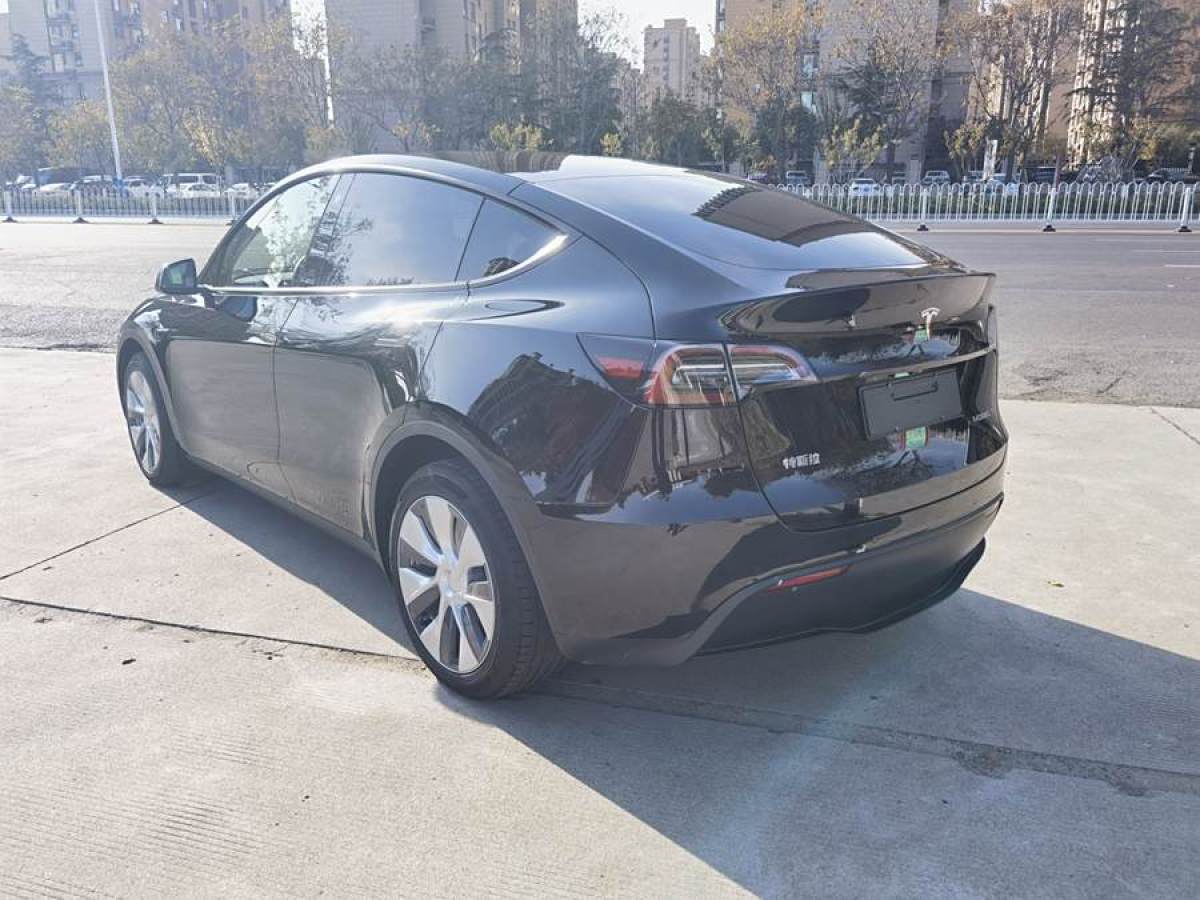 特斯拉 Model Y  2022款 改款 長(zhǎng)續(xù)航全輪驅(qū)動(dòng)版圖片