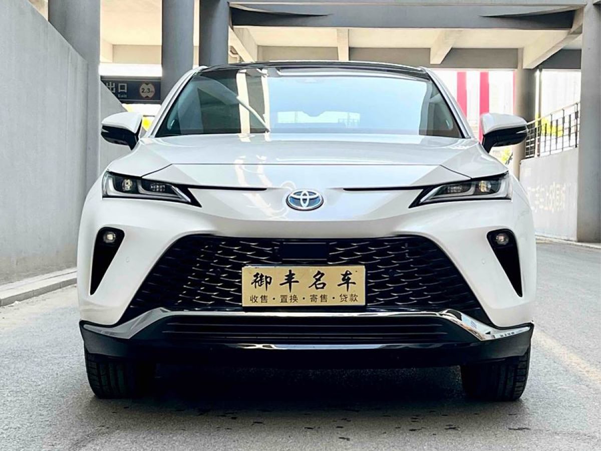 豐田 威颯  2022款 雙擎 2.5L CVT四驅(qū)至尊版圖片