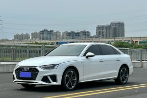奧迪A4L 奧迪 40 TFSI 時(shí)尚動(dòng)感型