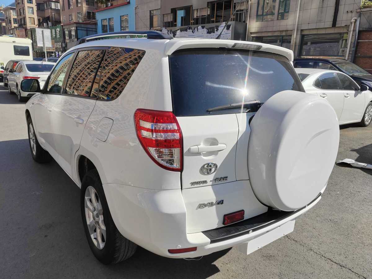 2010年3月豐田 RAV4  2019款 榮放 2.0L CVT兩驅(qū)先鋒版