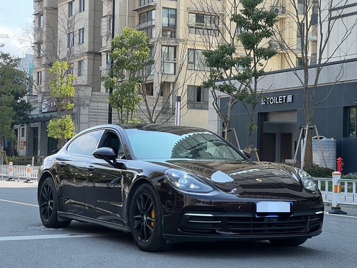 2018年7月保時捷 Panamera  2017款 Panamera 行政加長版 3.0T