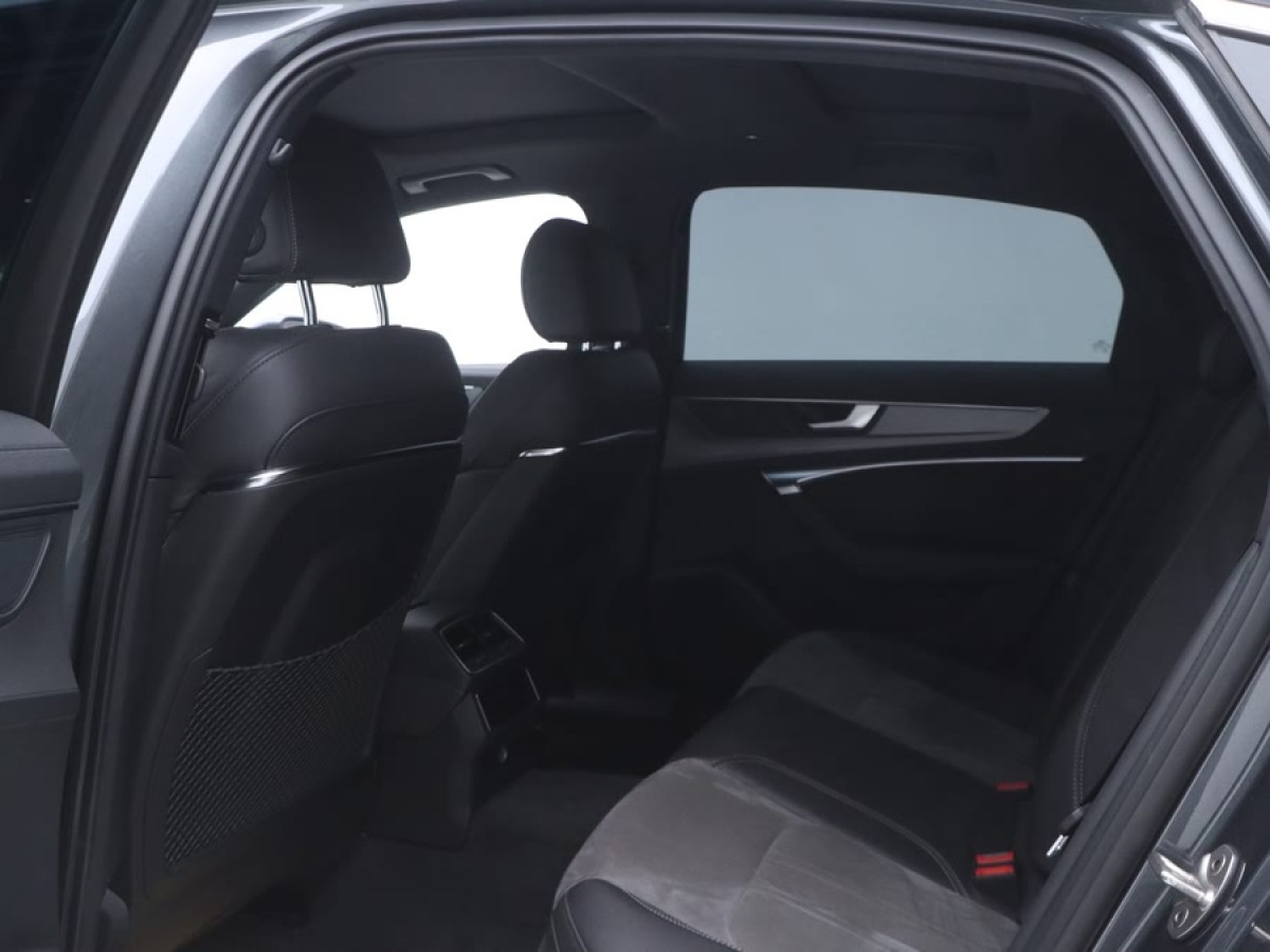 奧迪 奧迪A6L  2019款 45 TFSI quattro 臻選動感型圖片