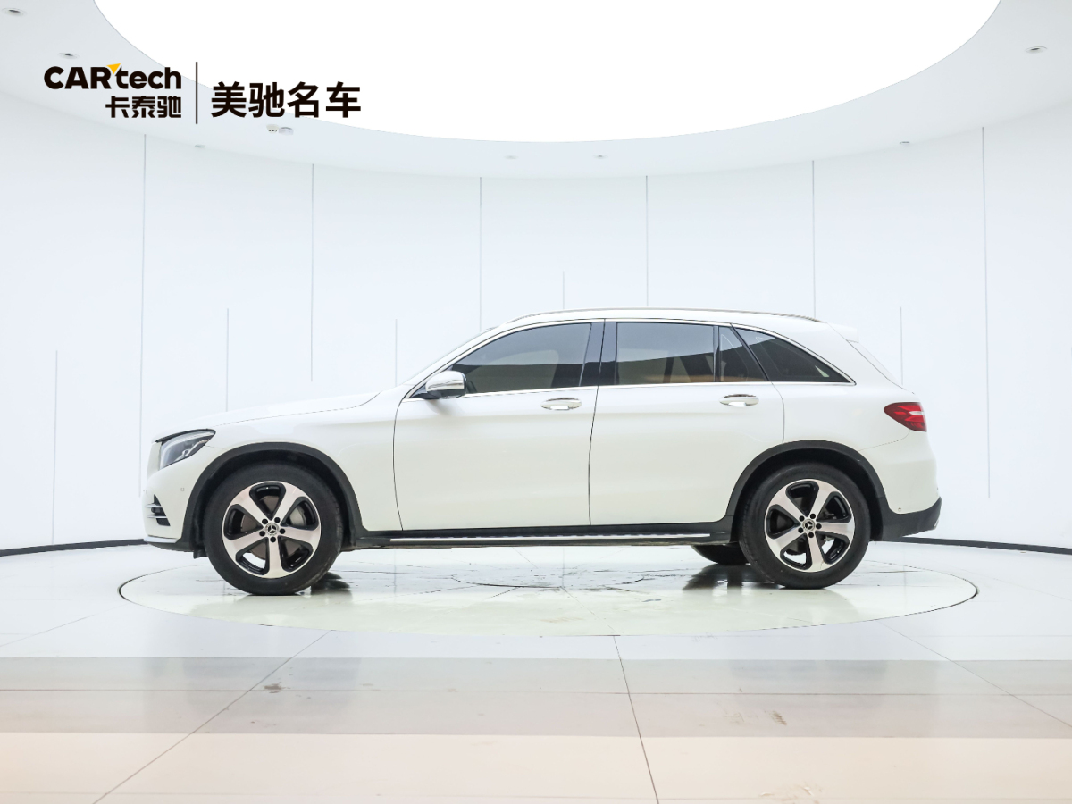 奔驰 奔驰GLC  2020款 改款 GLC 260 L 4MATIC 豪华型图片